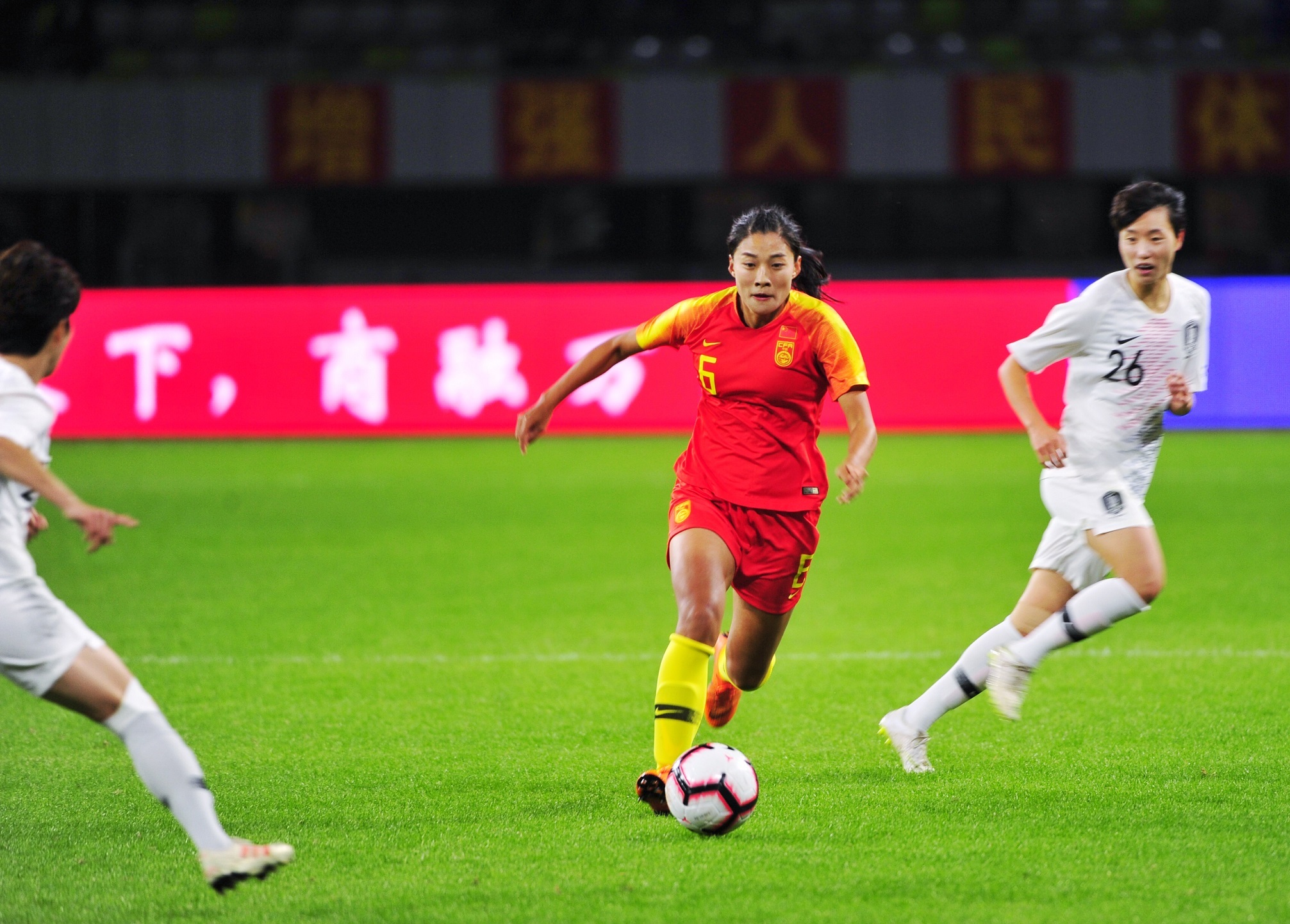 中国女足队员为国争光,获得胜利(中国女足队员为国争光,获得胜利视频) 中国女足队员为国争光,获得胜利(中国女足队员为国争光,获得胜利视频)