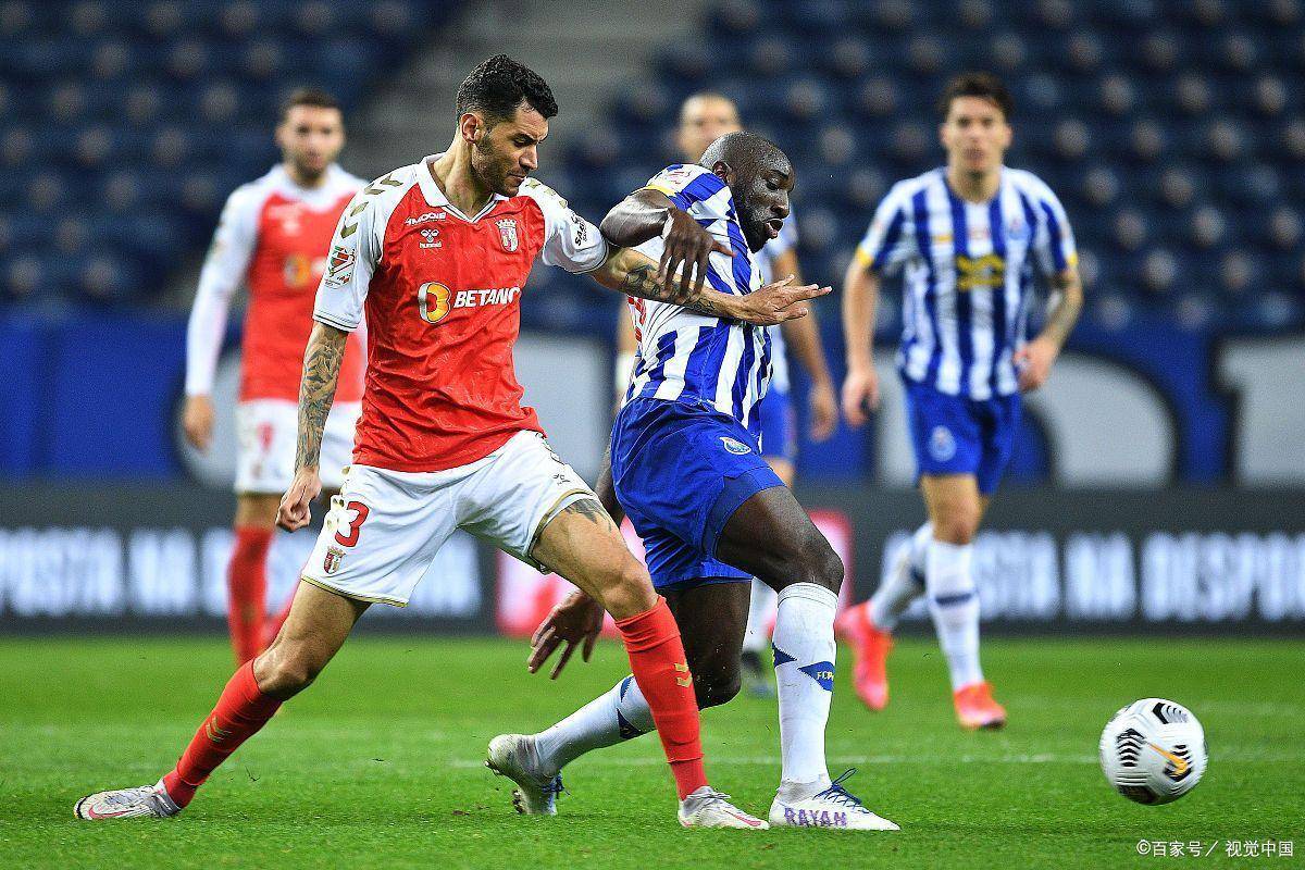 星空体育新闻-包含柏林赫塔在客场陷困境，遗憾失利的词条