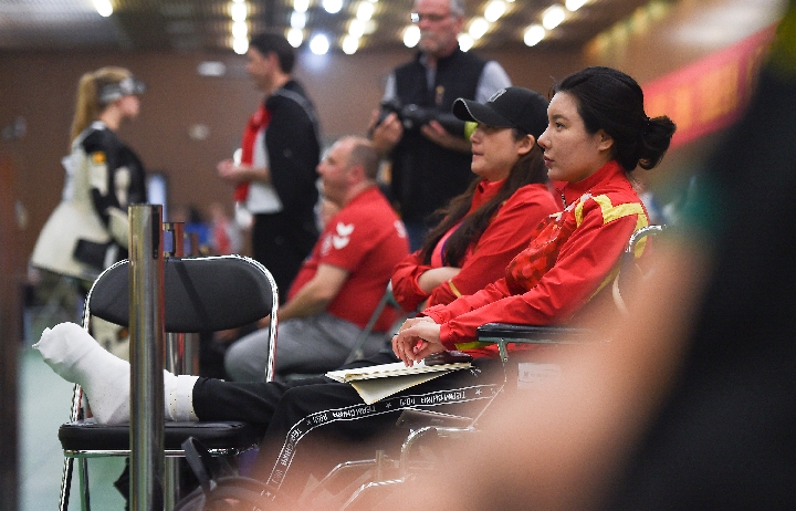 俄罗斯射箭队演绎完美,获得比赛冠军 俄罗斯射箭队演绎完美,获得比赛冠军