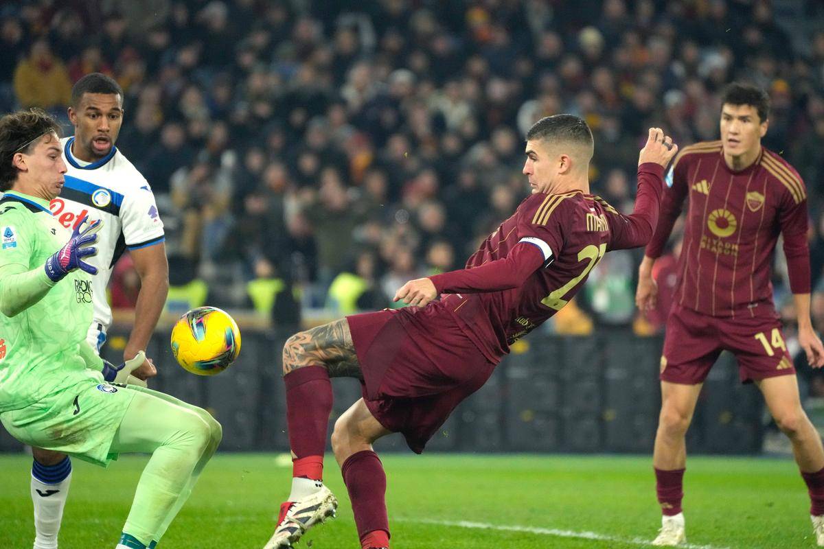 星空体育官方登录入口-包含罗马欲在客场战胜热那亚，加强争冠实力的词条