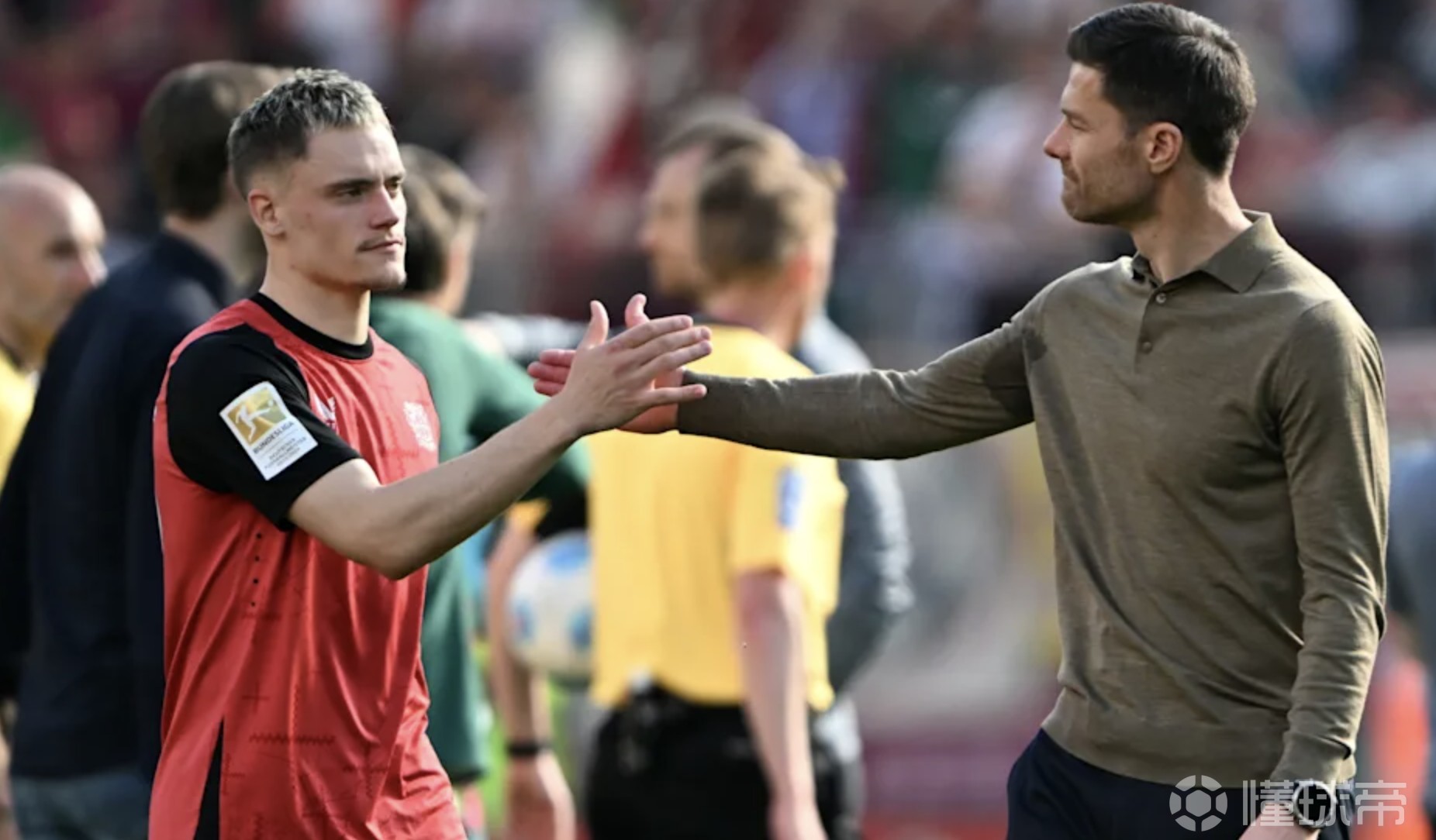 勒沃库森球员接受采访,谈未来职业规划 勒沃库森球员接受采访,谈未来职业规划