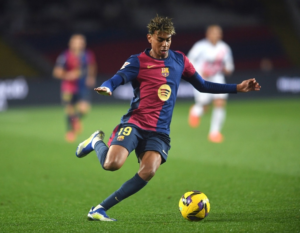 包含士气高昂!欧洲足球豪门争夺领先优势的词条 包含士气高昂!欧洲足球豪门争夺领先优势的词条