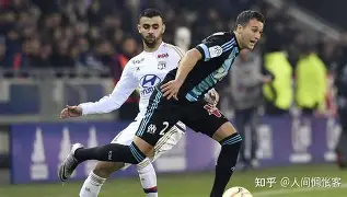 里昂主场告捷,连续胜出保住领跑位置 里昂主场告捷,连续胜出保住领跑位置