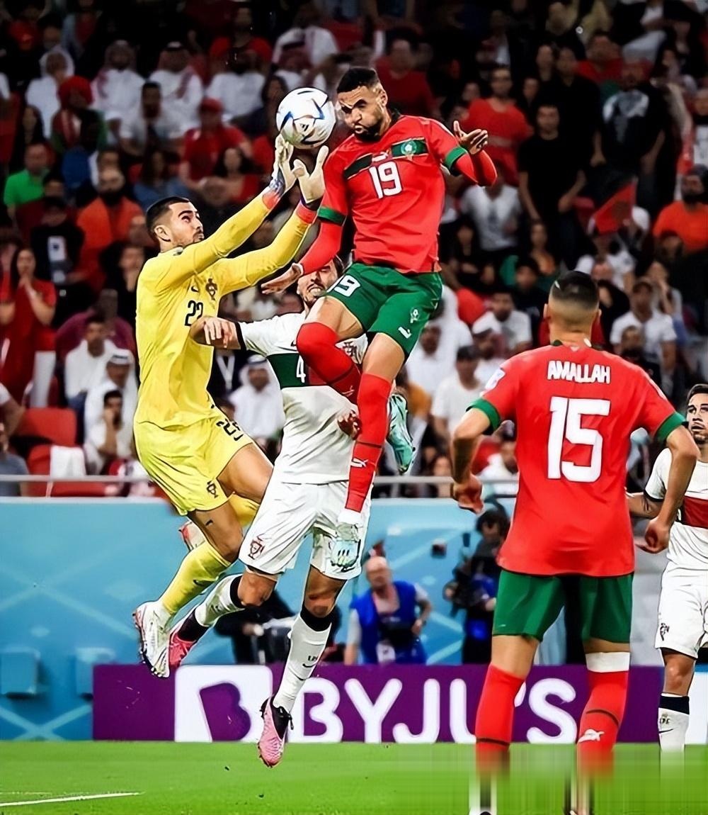 星空体育新闻-包含非洲杯战役持续升温：尼日利亚队摘取胜利果实的词条