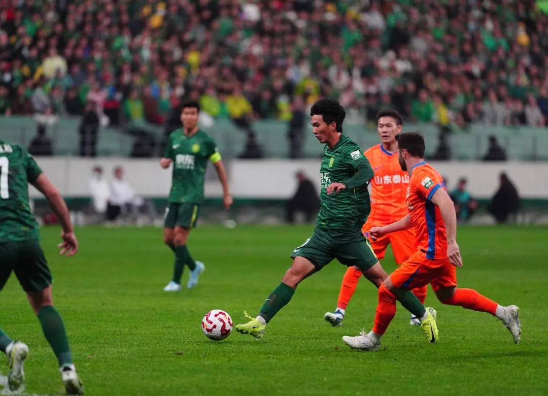 包含北京国安经过惊心动魄比赛逆袭山东鲁能,赢得全场观众掌声的词条 包含北京国安经过惊心动魄比赛逆袭山东鲁能,赢得全场观众掌声的词条