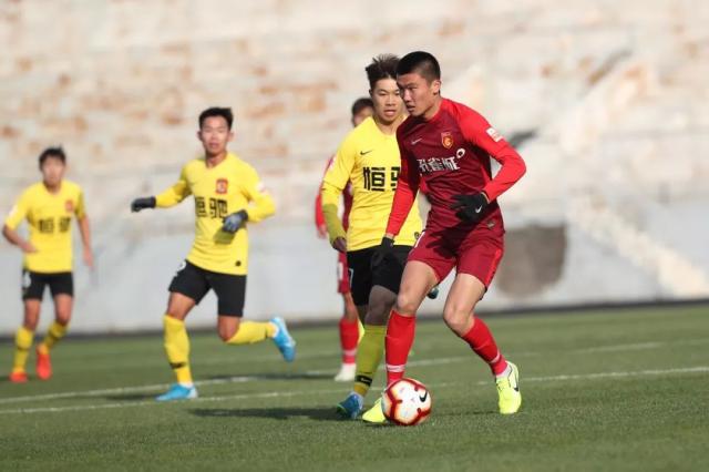 海南夺得赛季最后一场胜利,赛季收官 海南夺得赛季最后一场胜利,赛季收官