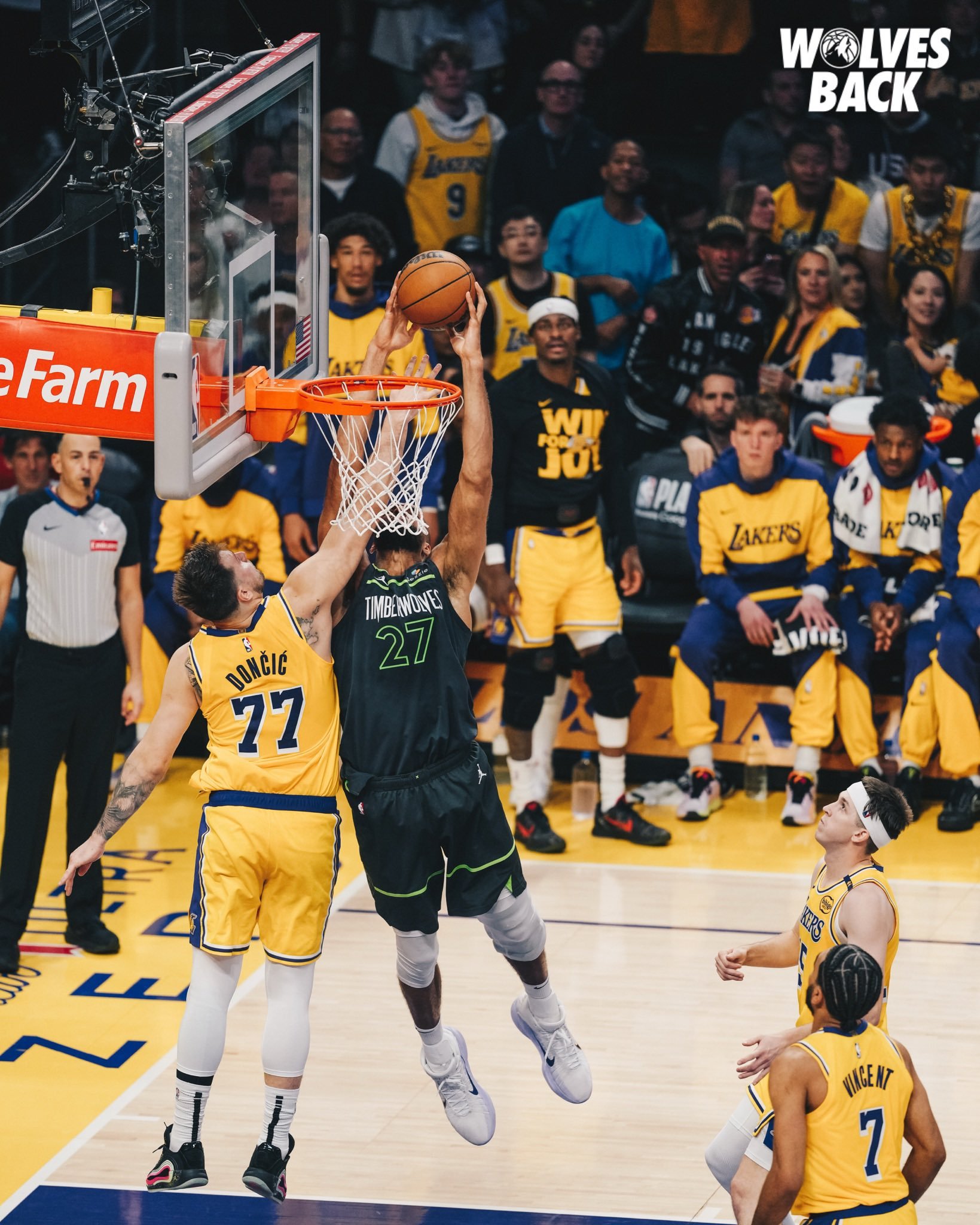 湖人逆转森林狼,迎来开门红 湖人逆转森林狼,迎来开门红