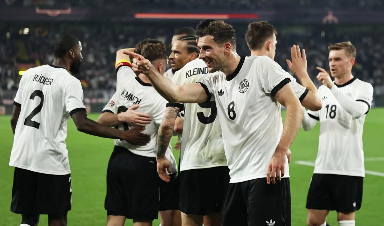 包含斯洛伐克队实现奇迹般闯入欧预赛的词条 包含斯洛伐克队实现奇迹般闯入欧预赛的词条