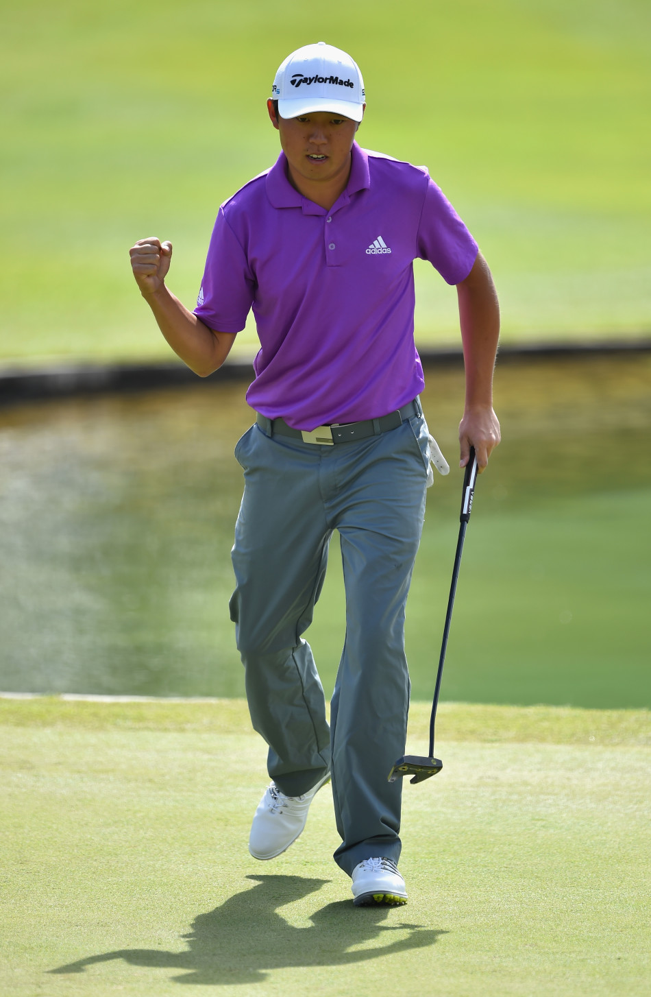 加拿大划船选手大卫·福尔威斯夺冠 加拿大划船选手大卫·福尔威斯夺冠