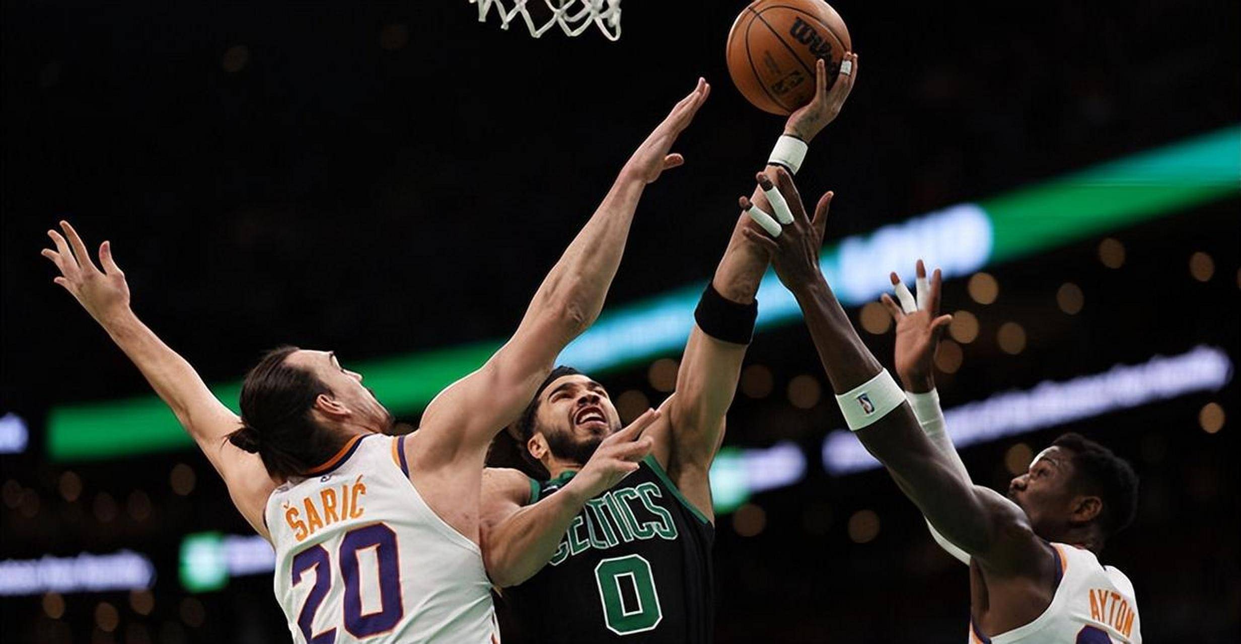 包含凯尔特人连胜止步,东部竞争愈发白热化的词条 包含凯尔特人连胜止步,东部竞争愈发白热化的词条