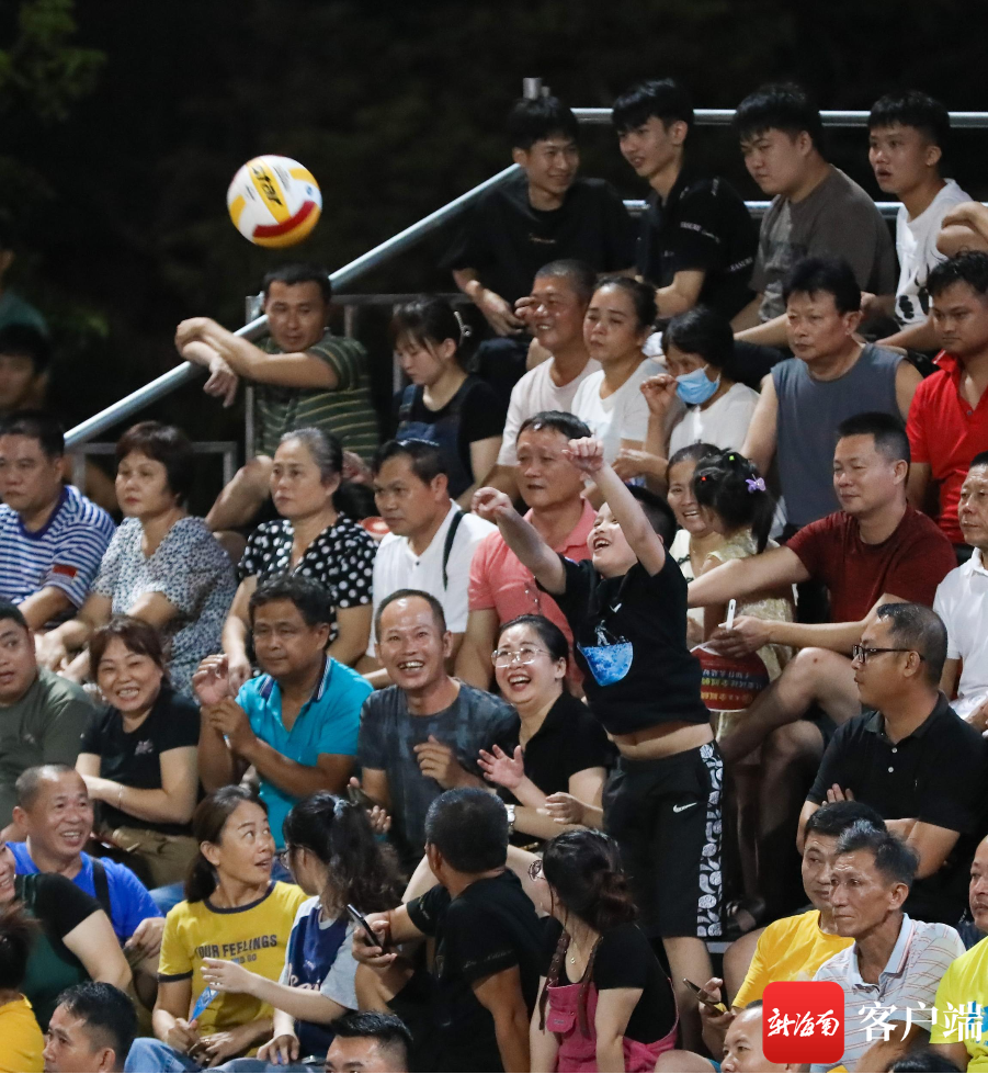 星空体育视频-球赛竞技火爆，观众热情高涨